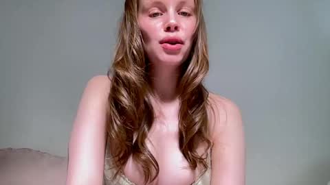 Nikki online show from 04.18.26