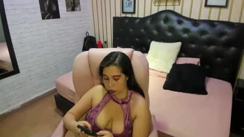Nikki  online show from 05.28.26