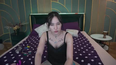 Nikki online show from 02.09.25