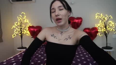Nikki online show from 02.26.25