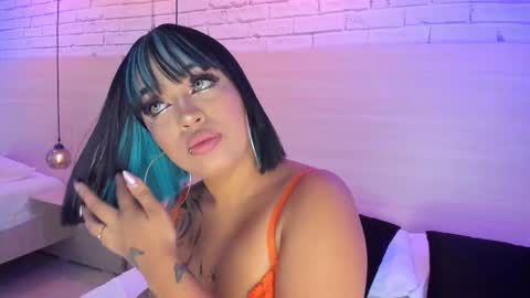 Snapshot of nikkydean chatting on 10.04.25 Nikky Dean online show from 10.04.25