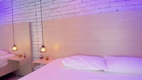 Snapshot of nikkydean chatting on 10.17.25 Nikky Dean online show from 10.17.25