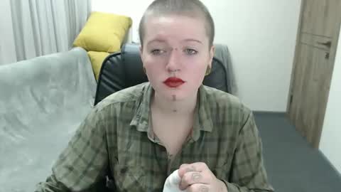 nikkysnow online show from 09.26.25