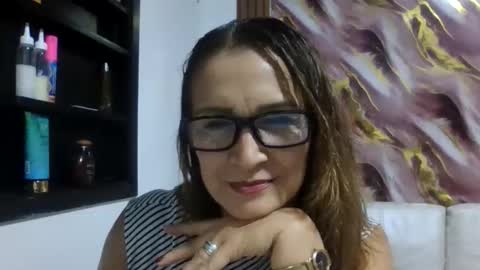 nikol_glow2026 online show from 05.29.26