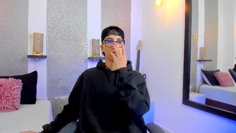    online show from 01.22.25