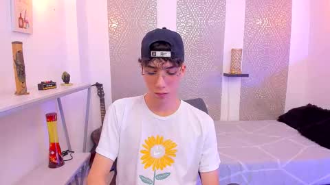    online show from 11.11.25