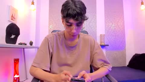    online show from 11.26.25