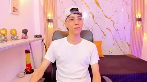    online show from 02.05.26