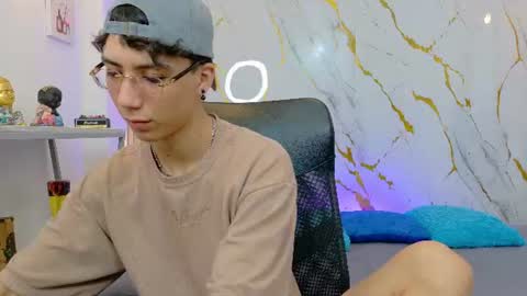 Snapshot of nikolay_gregori chatting on 06.10.26 online show from 06.10.26
