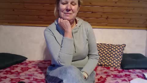 Nikole1 online show from 12.17.24