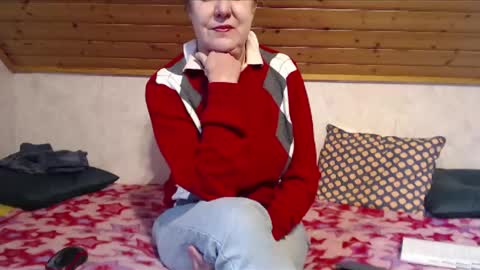 Nikole1 online show from 12.22.24