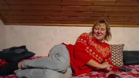 Nikole1 online show from 12.24.24