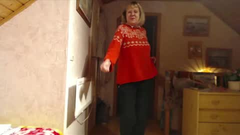 Nikole1 online show from 12.29.24
