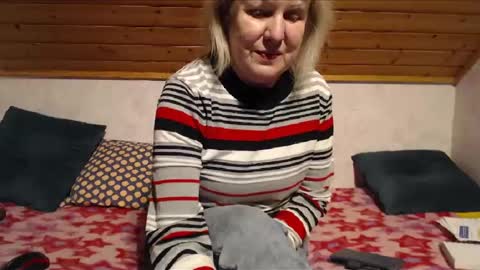 Nikole1 online show from 01.30.25