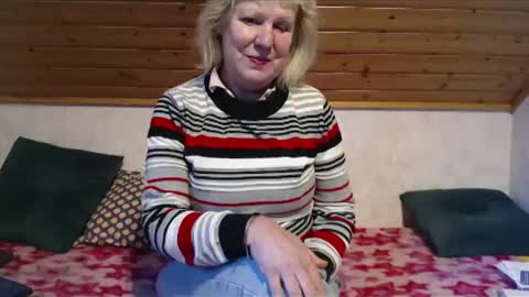 Nikole1 online show from 01.31.25