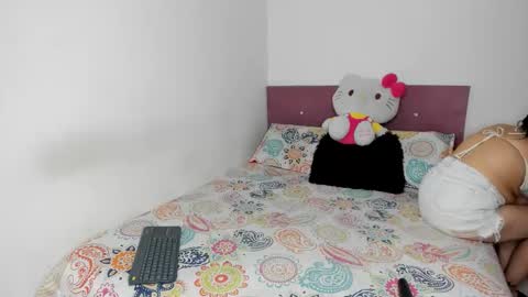 Snapshot of nikoleevanss chatting on 02.05.26 Nikole online show from 02.05.26