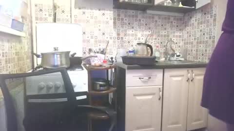 Snapshot of nikolettared chatting on 01.25.25 Nikoletta online show from 01.25.25
