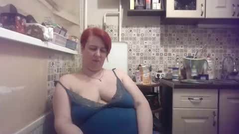 Snapshot of nikolettared chatting on 02.20.25 Nikoletta online show from 02.20.25