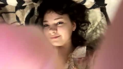 Snapshot of nikoli_naw chatting on 02.01.25 nikoli_naw online show from 02.01.25