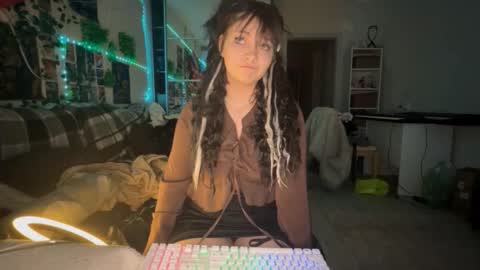 nikoli_naw online show from 01.08.26