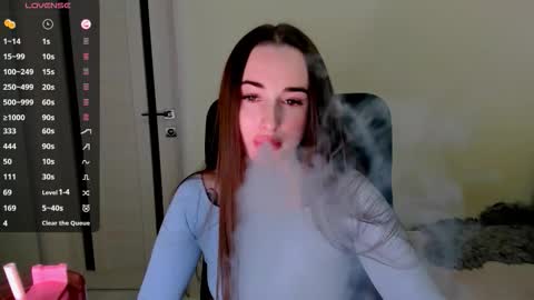 Snapshot of nikoll_s chatting on 10.18.25 online show from 10.18.25