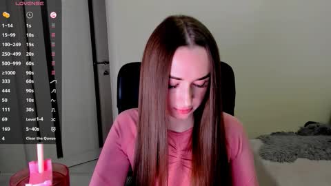 Snapshot of nikoll_s chatting on 10.24.25 online show from 10.24.25