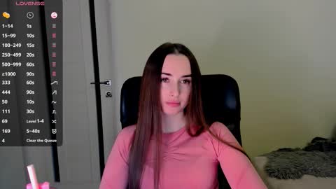 Snapshot of nikoll_s chatting on 10.27.25 online show from 10.27.25