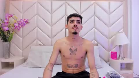 Niko Stone online show from 09.21.25