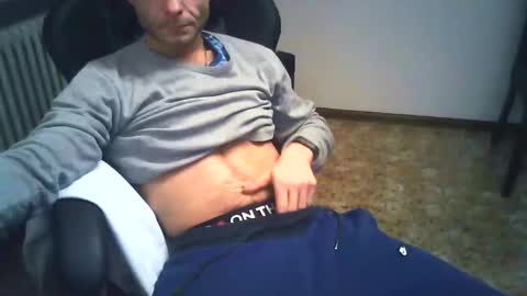 Snapshot of niksdick2121 chatting on 12.07.24 niksdick2121 online show from 12.07.24