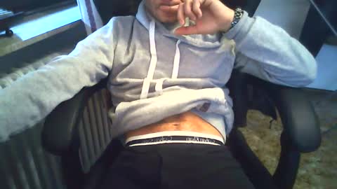 Snapshot of niksdick2121 chatting on 12.28.24 niksdick2121 online show from 12.28.24