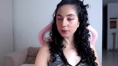 Snapshot of niky_blue chatting on 02.03.25 niky_blue online show from 02.03.25