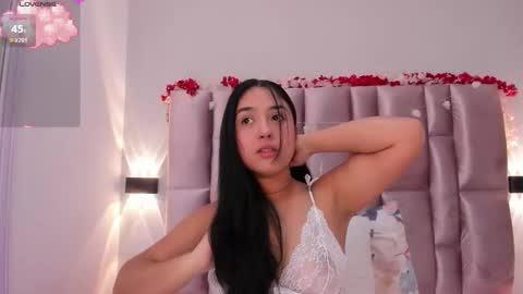 Niky Brooks online show from 03.11.25