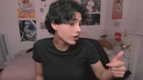 Snapshot of nikylaine chatting on 12.02.25 Nikylaine online show from 12.02.25