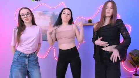 nila_eclipse online show from 04.14.26