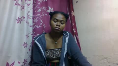 nilah online show from 09.12.25