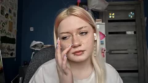 Isabella online show from 03.13.26