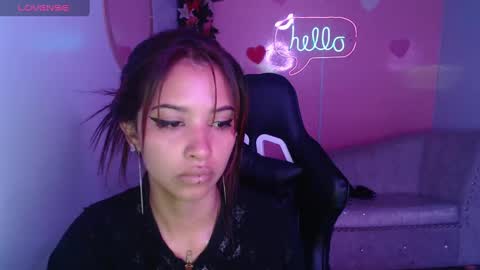 nilia_ch online show from 01.25.25
