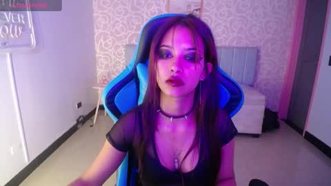 nilia_ch online show from 02.05.25