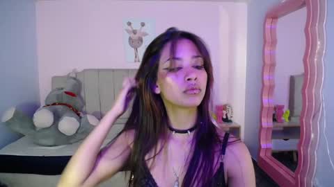nilia_ch online show from 03.08.25