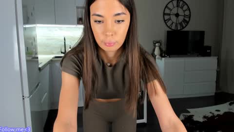 Bella online show from 12.13.24