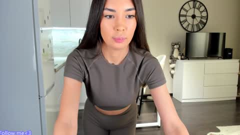 Bella online show from 12.24.24