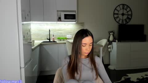 Bella online show from 12.26.24