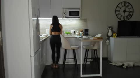 Bella online show from 10.03.25