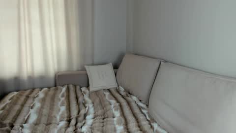 Bella online show from 03.30.26