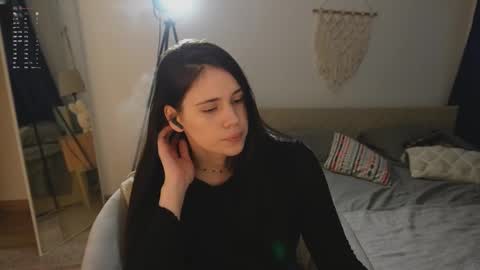 Jennet online show from 11.18.25