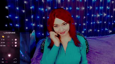 Snapshot of nimfeya chatting on 12.23.24 Nimfeya online show from 12.23.24