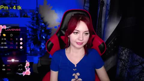 Snapshot of nimfeya chatting on 12.27.24 Nimfeya online show from 12.27.24