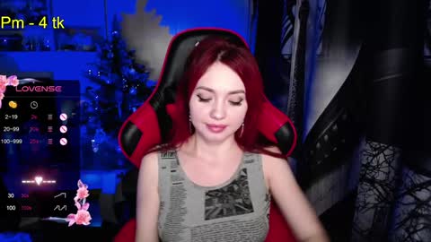 Snapshot of nimfeya chatting on 12.29.24 Nimfeya online show from 12.29.24