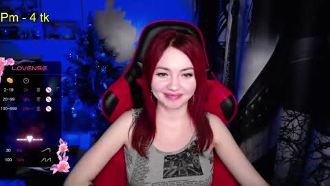 Snapshot of nimfeya chatting on 12.29.24 Nimfeya online show from 12.29.24