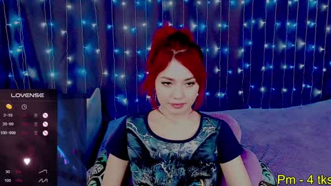 Snapshot of nimfeya chatting on 01.15.25 Nimfeya online show from 01.15.25